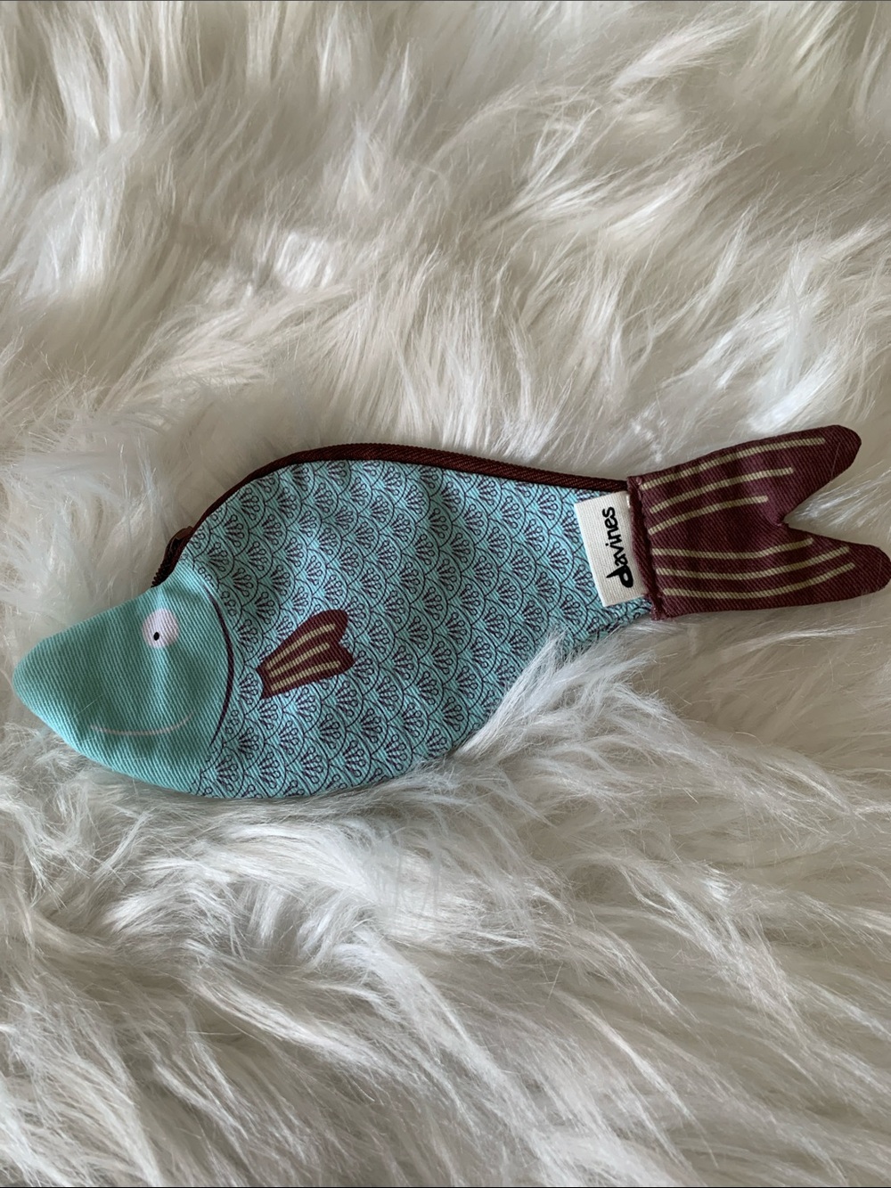 đĄđ Set of 3 Zippered Fish Fabric Pouches by Davines NWOTđ - Picture 4 of 8